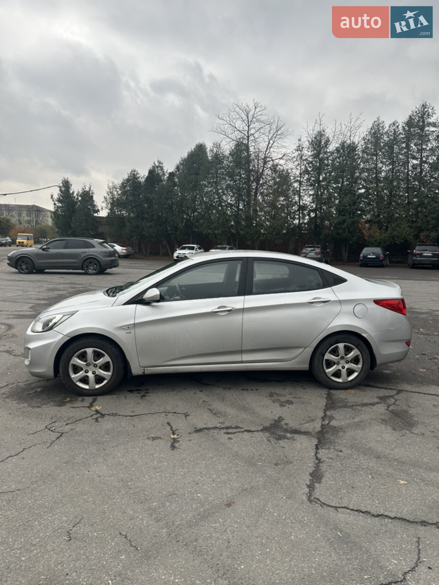 2012 Hyundai Accent - мініатюра 2
