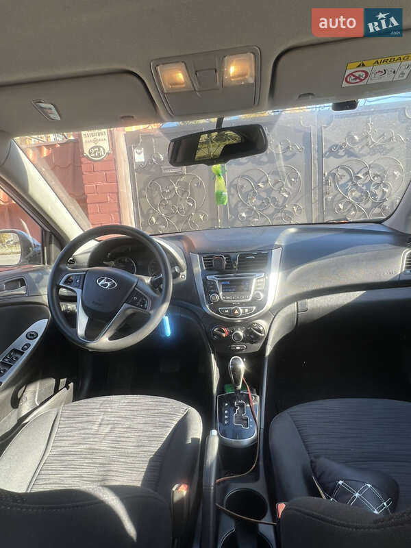 Седан Hyundai Accent 2016 в Кропивницком