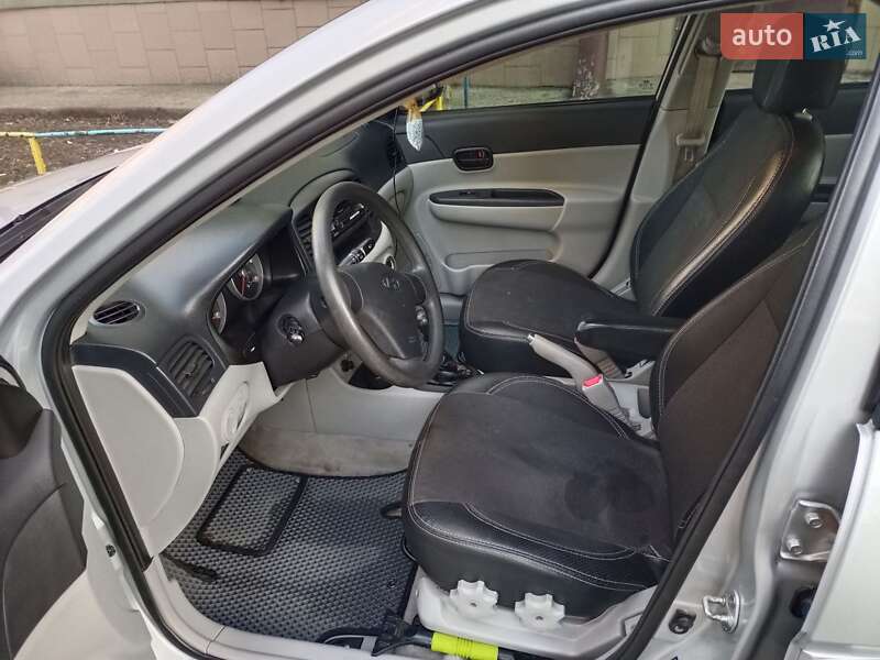 Седан Hyundai Accent 2009 в Дніпрі фото 6 Седан Hyundai Accent 2009 в Дніпрі