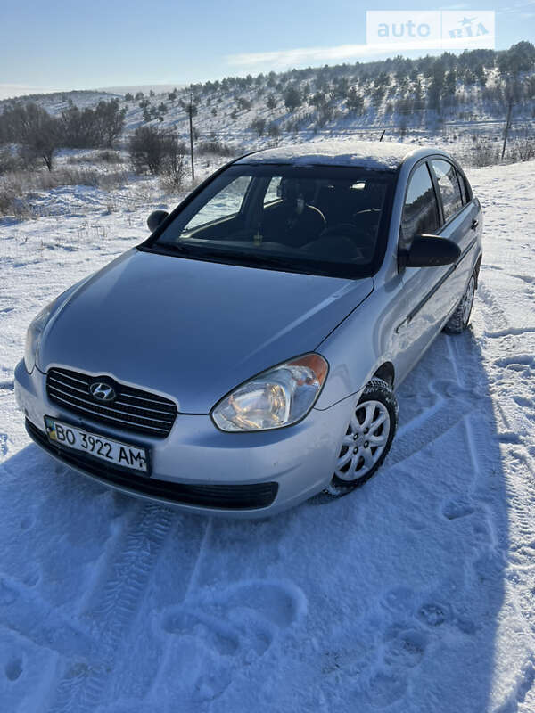 Седан Hyundai Accent 2008 в Подволочиске