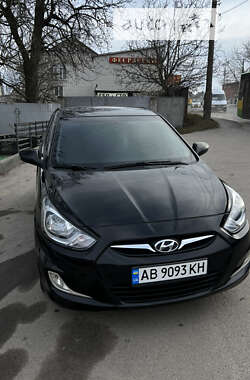 Хэтчбек Hyundai Accent 2012 в Виннице