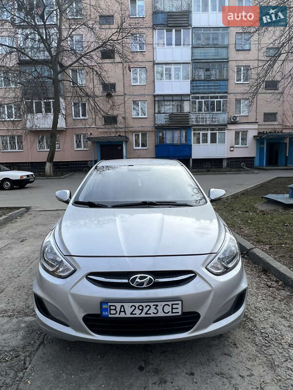 Седан Hyundai Accent 2016 в Кропивницком