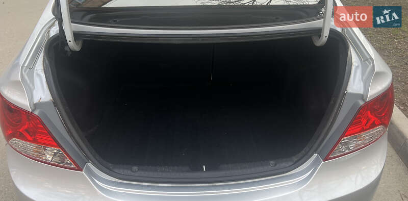 Седан Hyundai Accent 2016 в Кропивницком