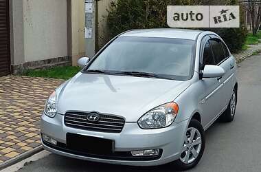Hyundai Accent 2009
