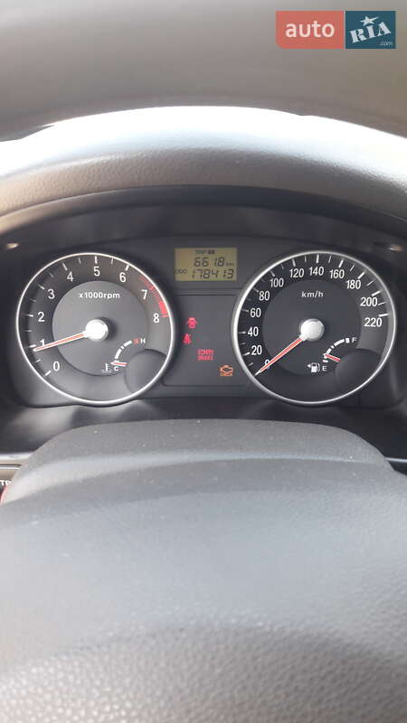 Седан Hyundai Accent 2007 в Чернівцях