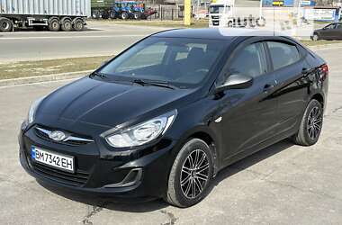 Седан Hyundai Accent 2014 в Сумах