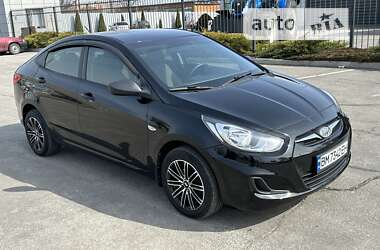 Седан Hyundai Accent 2014 в Сумах