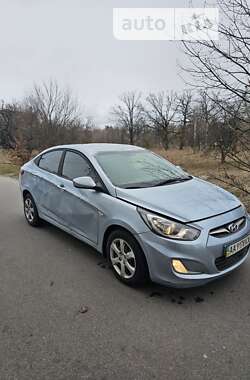 Седан Hyundai Accent 2012 в Киеве