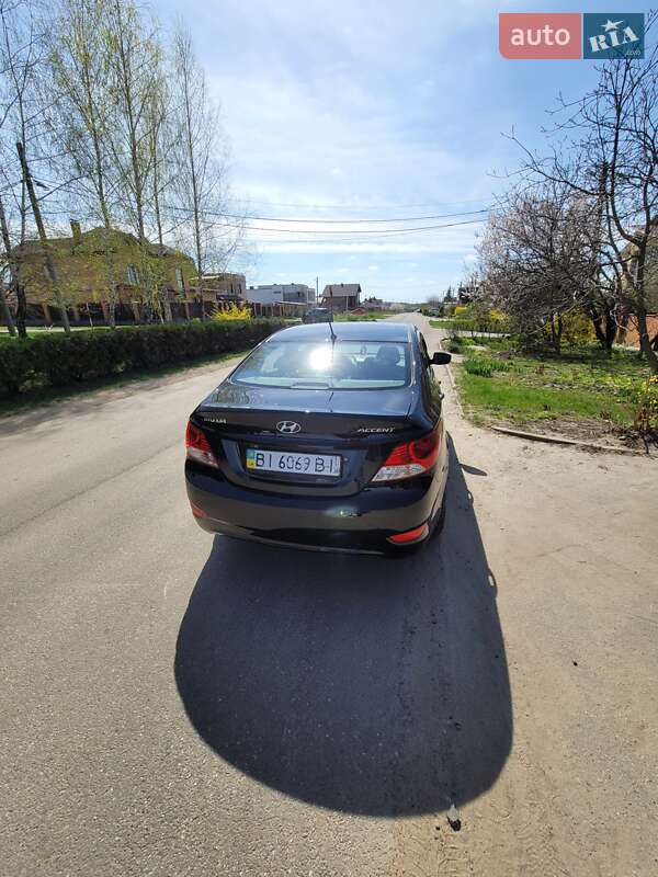 Хетчбек Hyundai Accent 2011 в Києві фото 6 Хетчбек Hyundai Accent 2011 в Києві