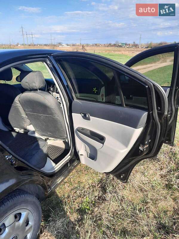 Седан Hyundai Accent 2008 в Сумах