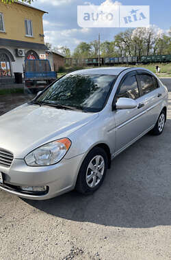 Седан Hyundai Accent 2008 в Ватутино