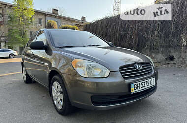 Седан Hyundai Accent 2010 в Одессе