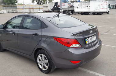Седан Hyundai Accent 2012 в Днепре