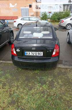 Седан Hyundai Accent 2010 в Киеве