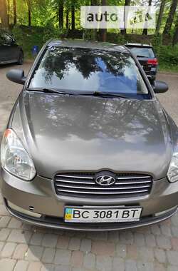 Седан Hyundai Accent 2008 в Стебнику