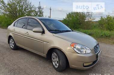 Седан Hyundai Accent 2006 в Первомайске