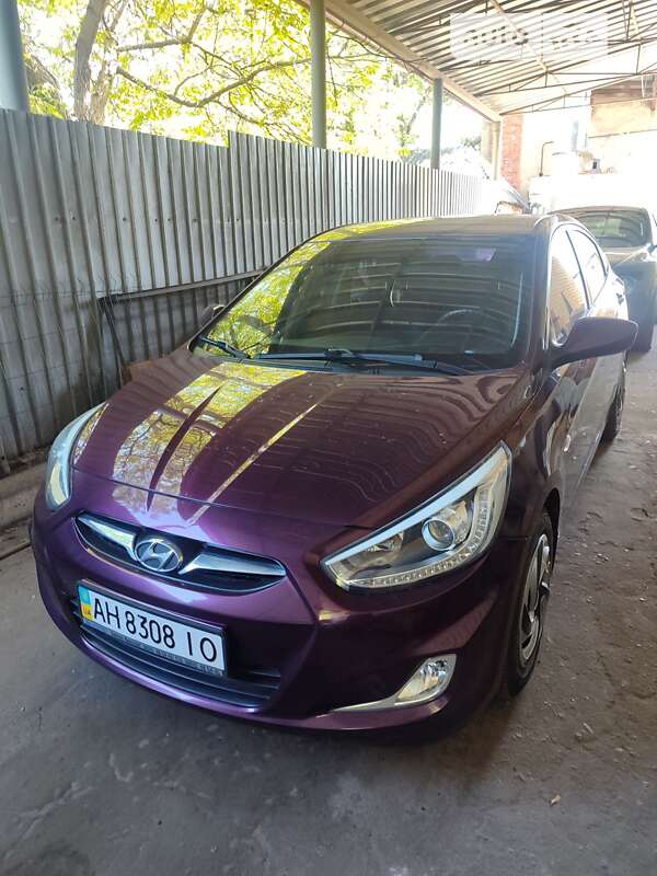 Седан Hyundai Accent 2013 в Краматорске