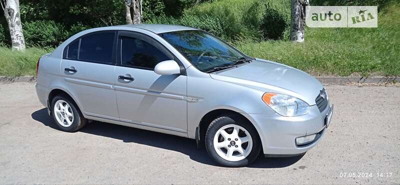 Седан Hyundai Accent 2008 в Запорожье