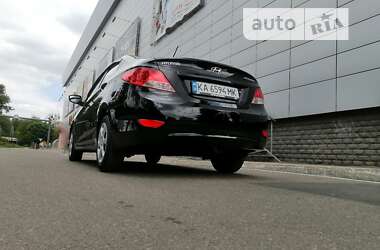 Седан Hyundai Accent 2012 в Киеве