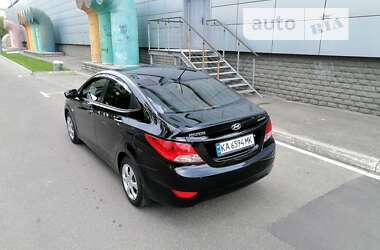 Седан Hyundai Accent 2012 в Киеве