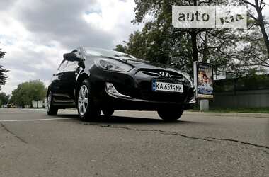 Седан Hyundai Accent 2012 в Киеве