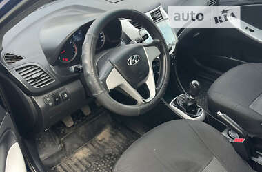 Седан Hyundai Accent 2012 в Сумах