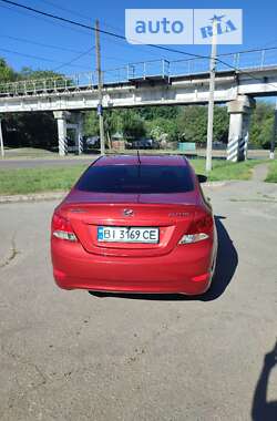 Седан Hyundai Accent 2014 в Лубнах