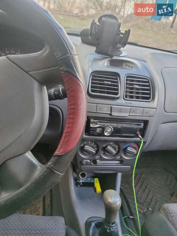 Седан Hyundai Accent 2003 в Запорожье фото 7 Седан Hyundai Accent 2003 в Запорожье