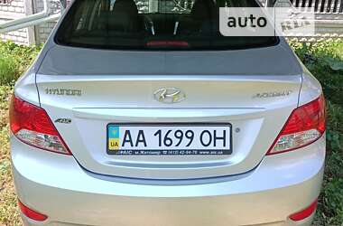 Седан Hyundai Accent 2013 в Бердичеві