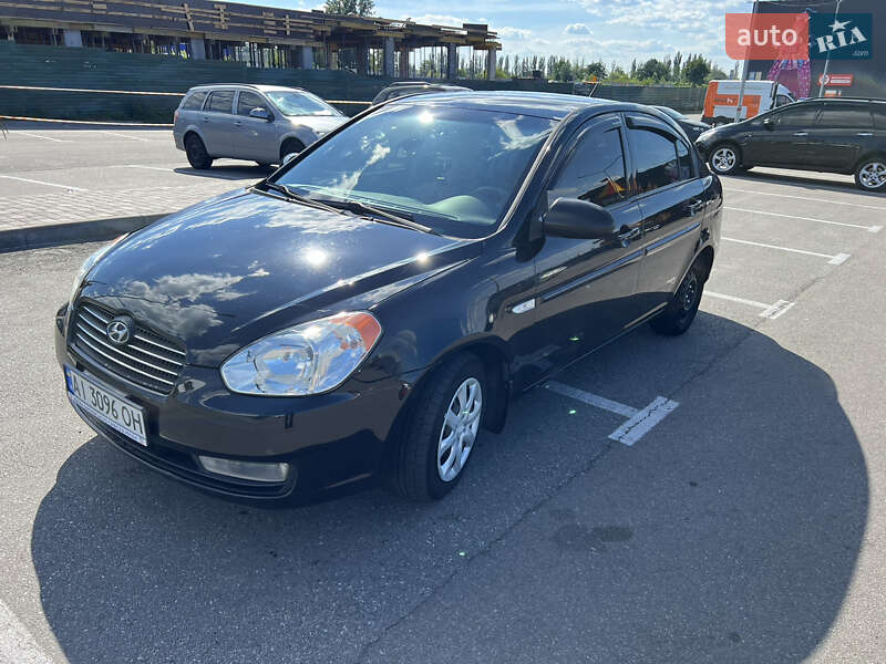 Седан Hyundai Accent 2008 в Киеве