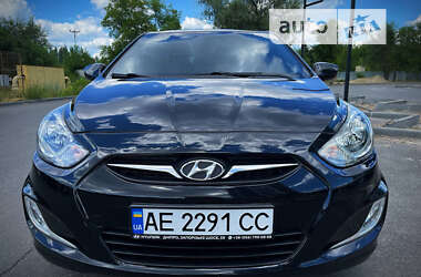 Седан Hyundai Accent 2012 в Дніпрі