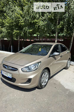 Седан Hyundai Accent 2011 в Днепре