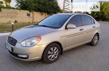 Седан Hyundai Accent 2008 в Днепре