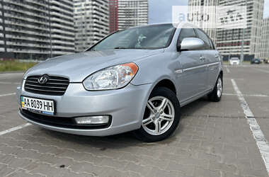 Седан Hyundai Accent 2008 в Киеве