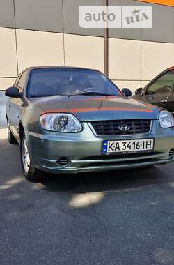 Седан Hyundai Accent 2004 в Києві