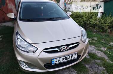 Седан Hyundai Accent 2012 в Василькові