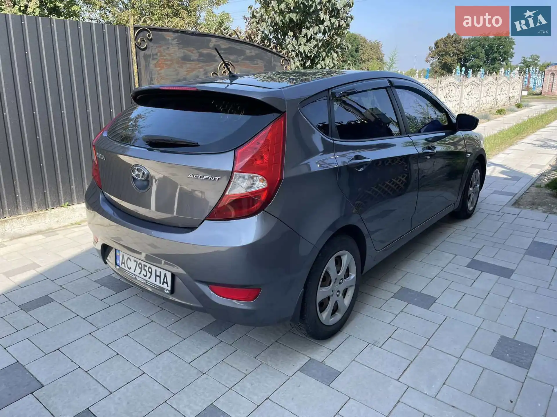 2012 Hyundai Accent - мініатюра 2
