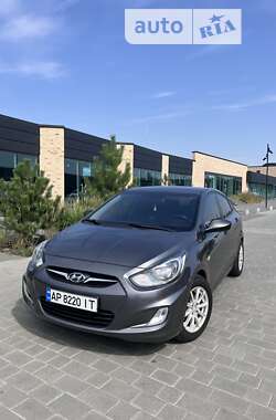 Седан Hyundai Accent 2013 в Хмельницькому