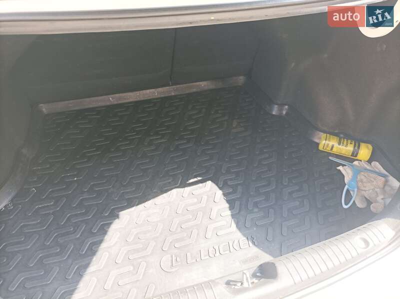 Седан Hyundai Accent 2013 в Одессе фото 8 Седан Hyundai Accent 2013 в Одессе