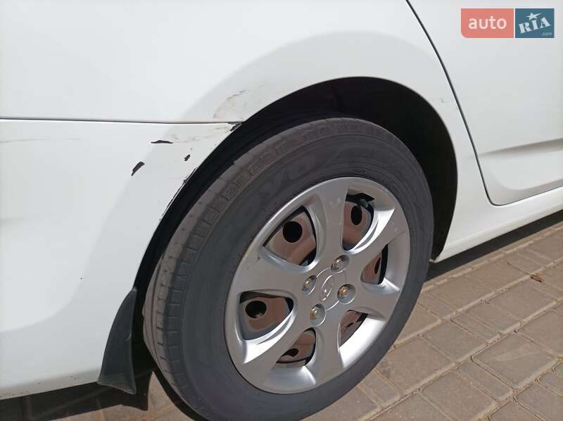 Седан Hyundai Accent 2013 в Одессе фото 11 Седан Hyundai Accent 2013 в Одессе