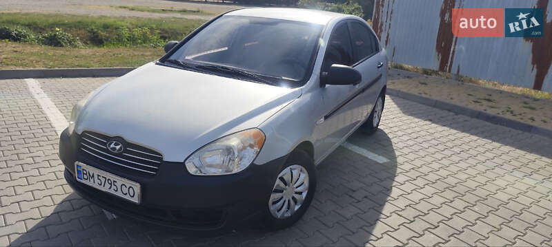 Седан Hyundai Accent 2008 в Черновцах
