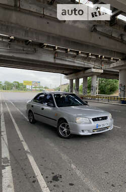 Седан Hyundai Accent 2000 в Одессе