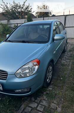 Седан Hyundai Accent 2008 в Киеве