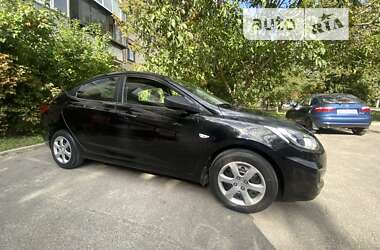 Седан Hyundai Accent 2012 в Виннице