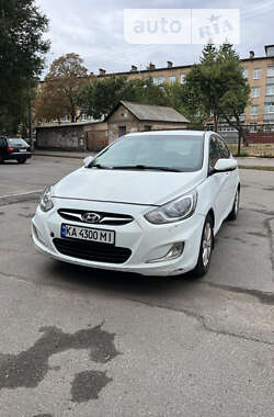 Седан Hyundai Accent 2012 в Киеве