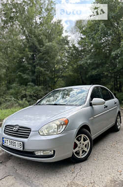 Седан Hyundai Accent 2008 в Долине