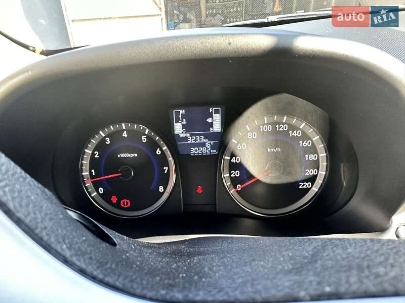 Седан Hyundai Accent 2018 в Решетиловке