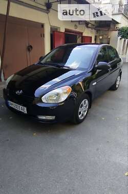 Седан Hyundai Accent 2008 в Киеве