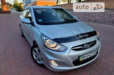 Седан Hyundai Accent 2012 в Виннице