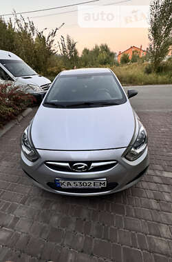 Седан Hyundai Accent 2011 в Киеве